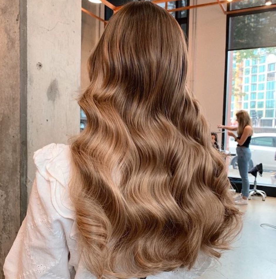 BrushEase™ Selbstreinigende Haarbürste – Hygienisch Sauber mit einem Klick